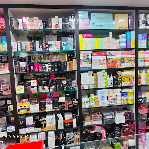 RAJ BEAUTY CENTRE